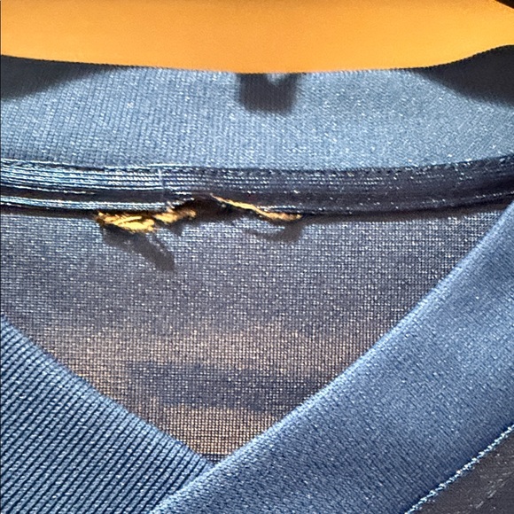 UK Wildcats Jersey with Number 5 - Picture 7 of 9